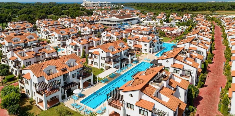 Fun&Sun River Villas With Amazing Landscape 5+1 بيليك المظهر الخارجي الصورة